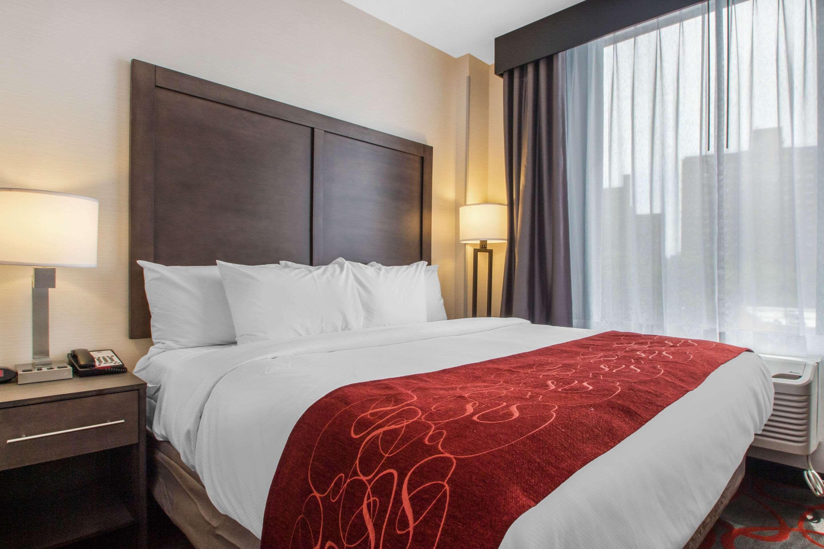 Comfort Inn & Suites Near Stadium New York Dış mekan fotoğraf
