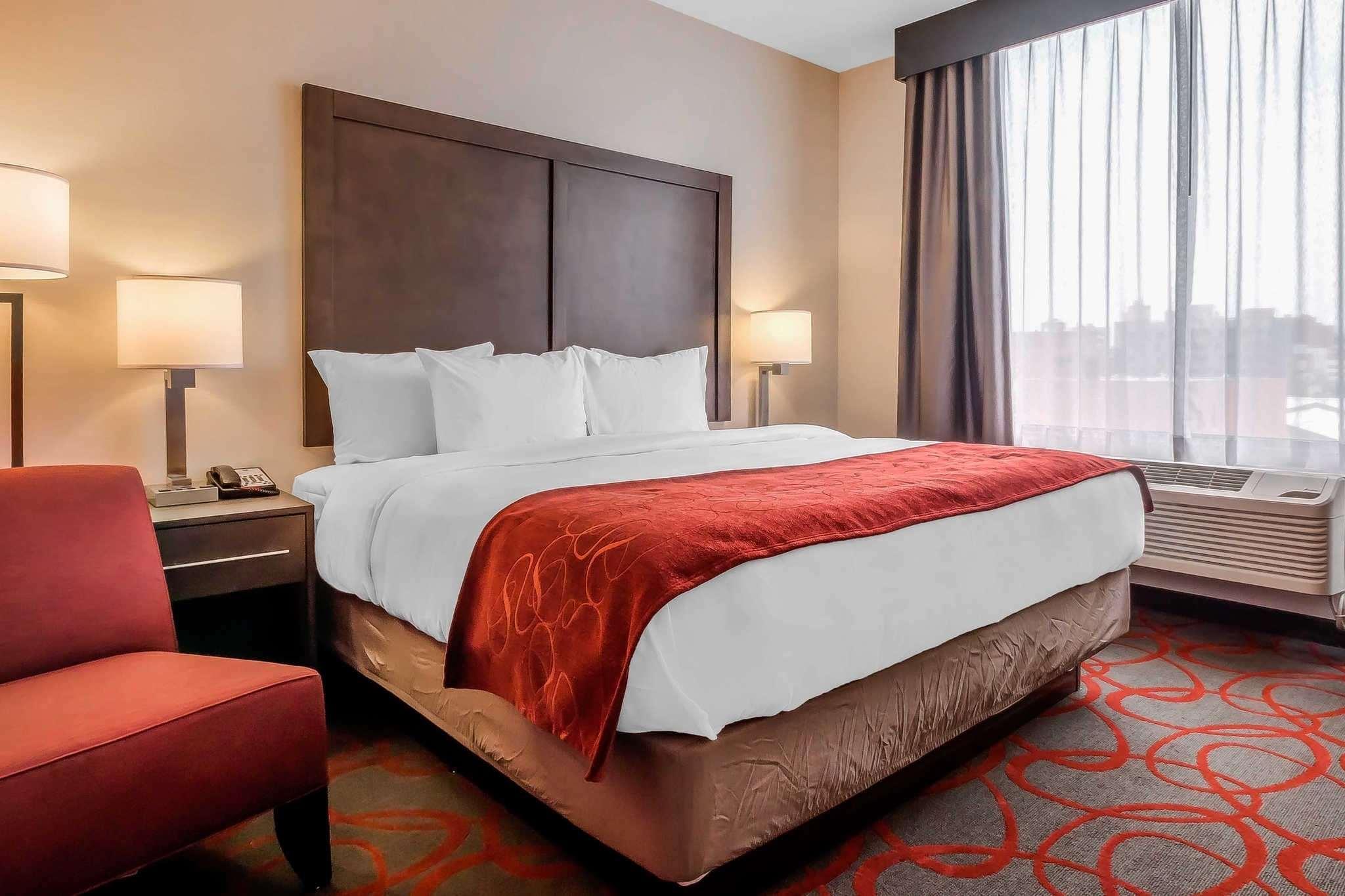Comfort Inn & Suites Near Stadium New York Dış mekan fotoğraf